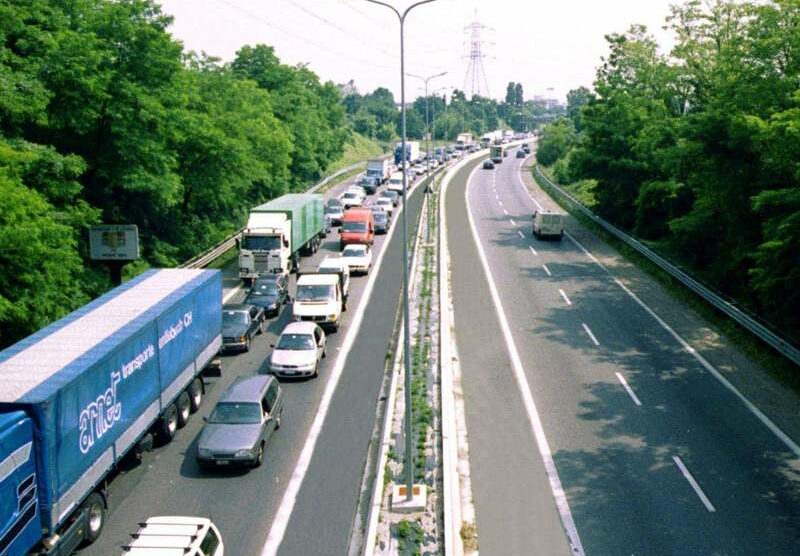 Un tratto della superstrada Milano-Meda