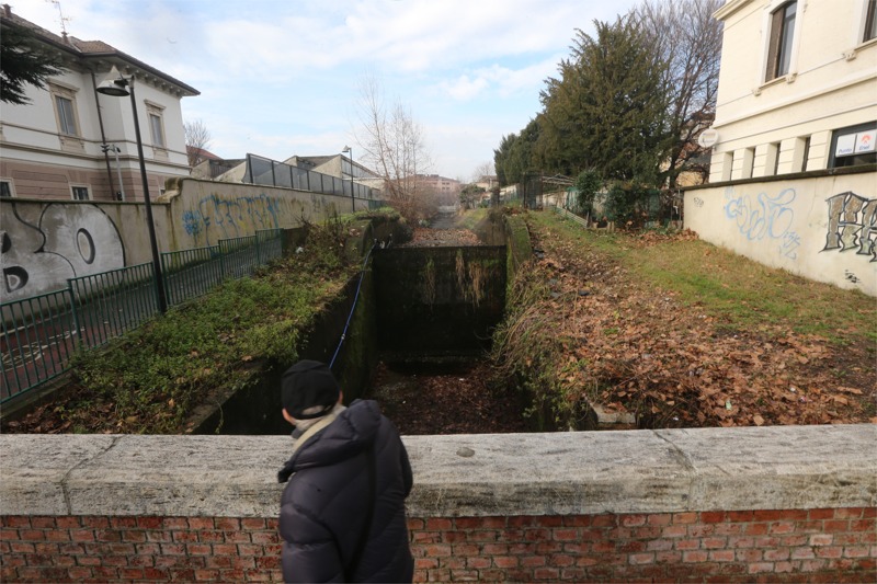 Uno dei “salti” del canale Villoresi a Monza