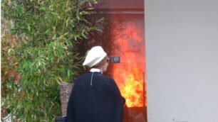 Monza, incendio in piazza duomo nei locali del Tea Rose