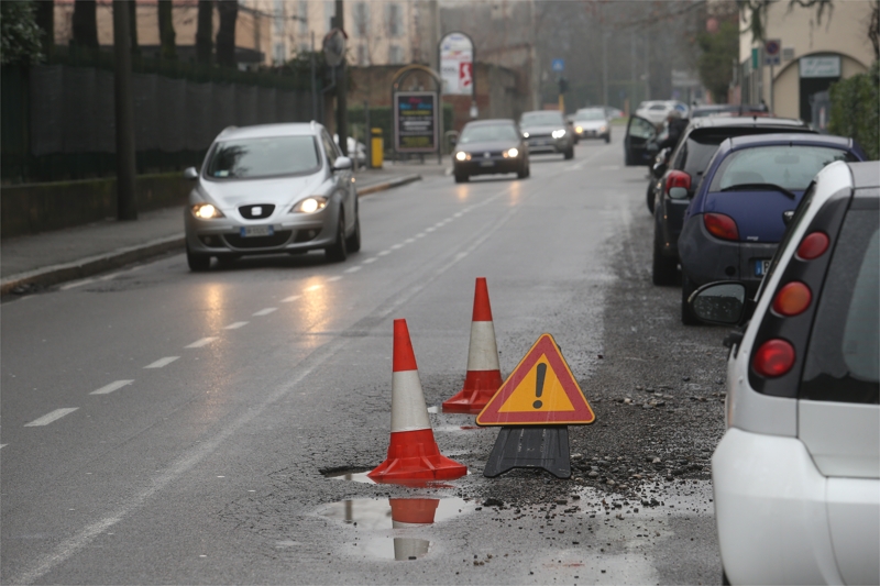 Monza, DISSESTO STRADE VIA MANARA