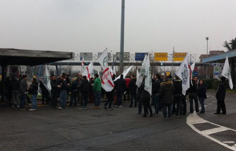 La protesta a Sesto San Giovanni