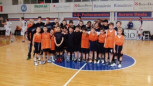 La presentazione dell’Under 13 d’Eccellenza e del Aquilotti nell’intervallo