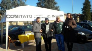 Giussano. Torna in piazza il Comitato pro ospedale  Borella: raccolta firme (foto Federica Vernò)