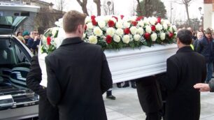 A Seregno e Giussano i funerali di Elena e Thomas Graziano, i bambini uccisi dal loro papà martedì 11 febbraio