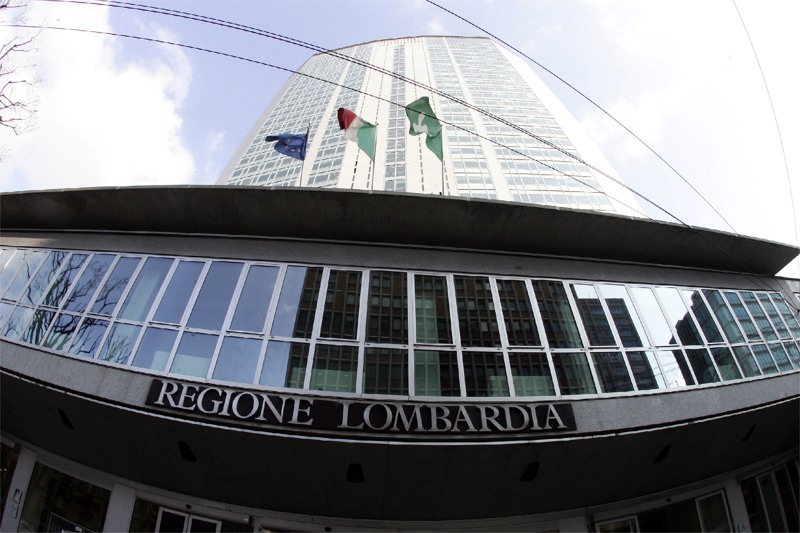 Bufera sulla Regione Lombardia