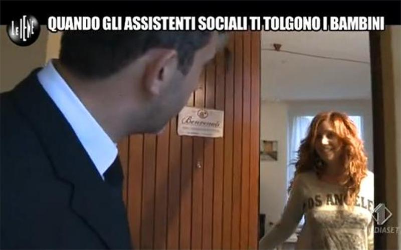 Un frame del servizio delle Iene