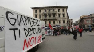 Monza, il corteo per la casa del Foa Boccaccio