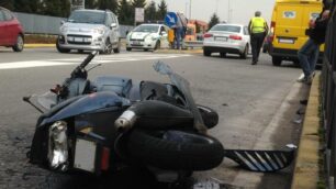 Monza, l'incidente di viale Libertà (foto Radaelli)