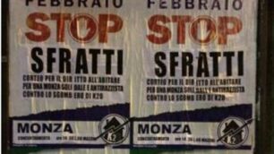 Monza, il manifesto Lega Nord modificato dal Foa Boccaccio