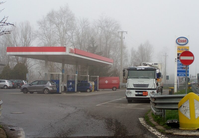 Il distributore di benzina