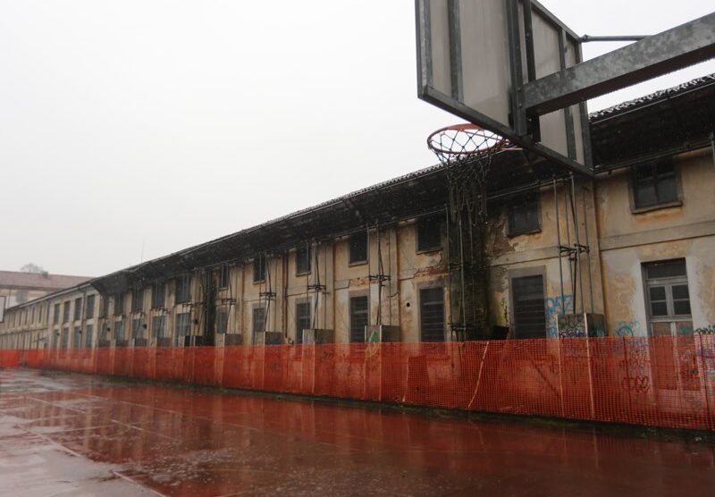 Monza, l’edificio dell’ex scuola Borsa