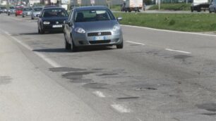 Monza, viale delle Industrie-viale Stucchi: le buche della settimana per il Cittadino