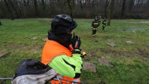 Autodromo di Monza, l’esercitazione dei vigili del fuoco di Milano alla ricerca di un disperso