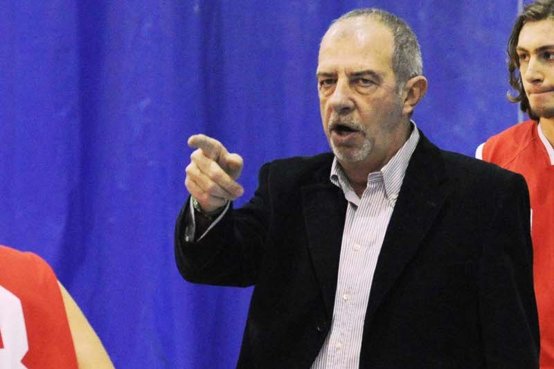 Paolo Fontana, professore e allenatore di basket a Monza