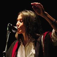 Cristina Viti, traduttrice di Stephen Watts, al festival PoesiaPresente