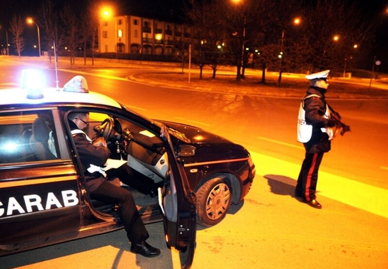 Un posto di blocco dei carabinieri