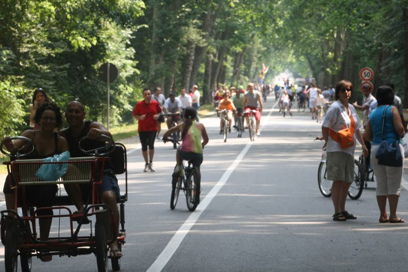 Parco e Giardini reali, cambiano gli orari di chiusura.