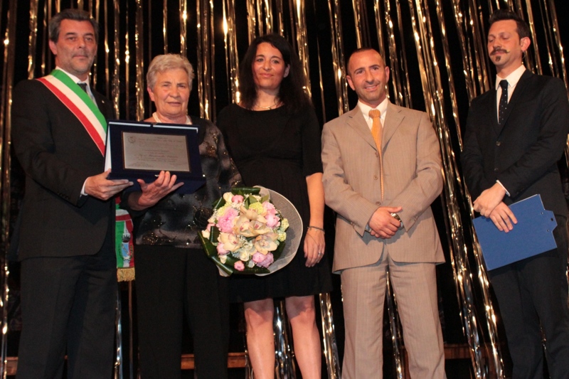 La premiazione di Maria Carla Colombo Bernasconi