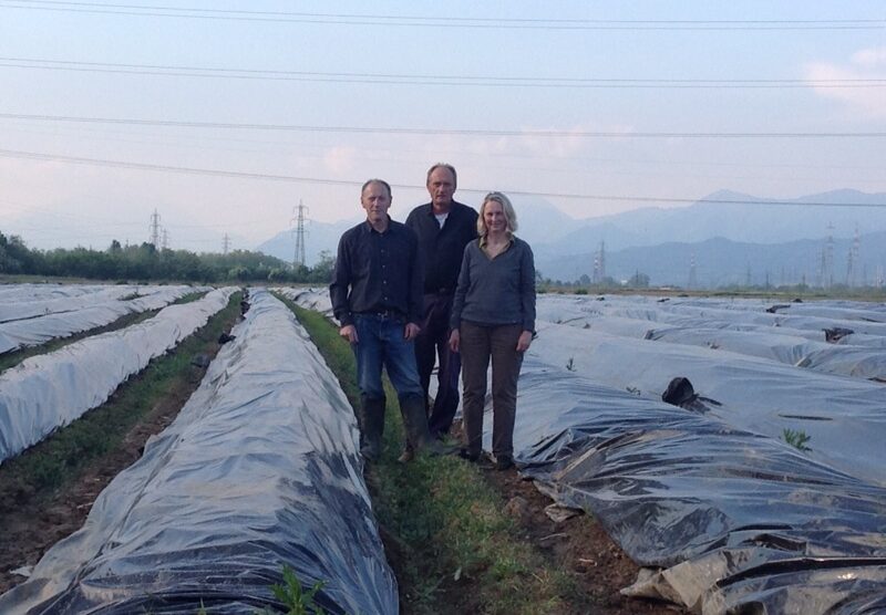 I titolari dell’azienda agricola Cattaneo Fiorinda. Da sinistra a destra: Marcello Colnago, Enrico Solcia, Elisabetta Solcia