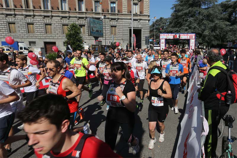 La partenza della 10k amatoriale