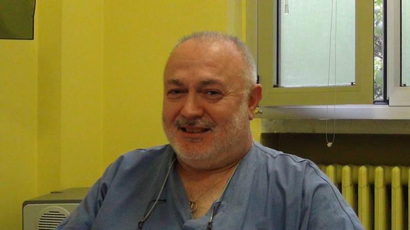 Roberto Brambilla, chirurgo responsabile del centro di vulnologia alla clinica Zucchi