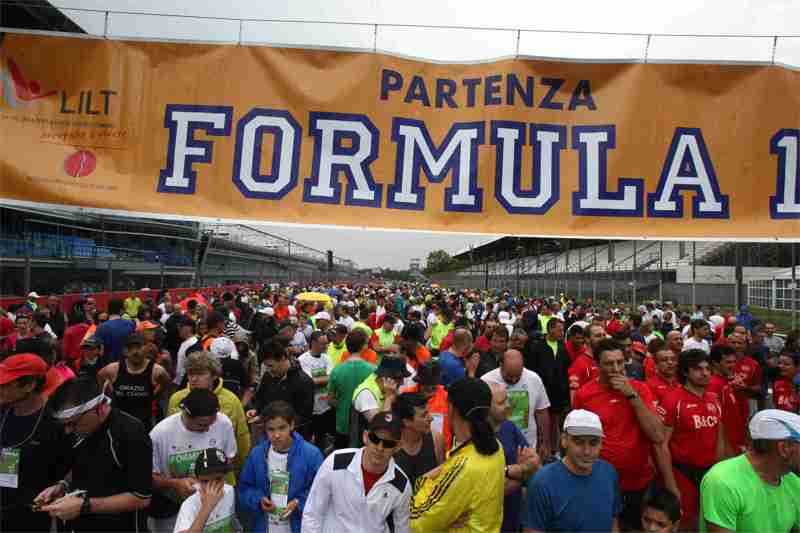 Monza: Marcia non competitiva Formula 1 autodromo