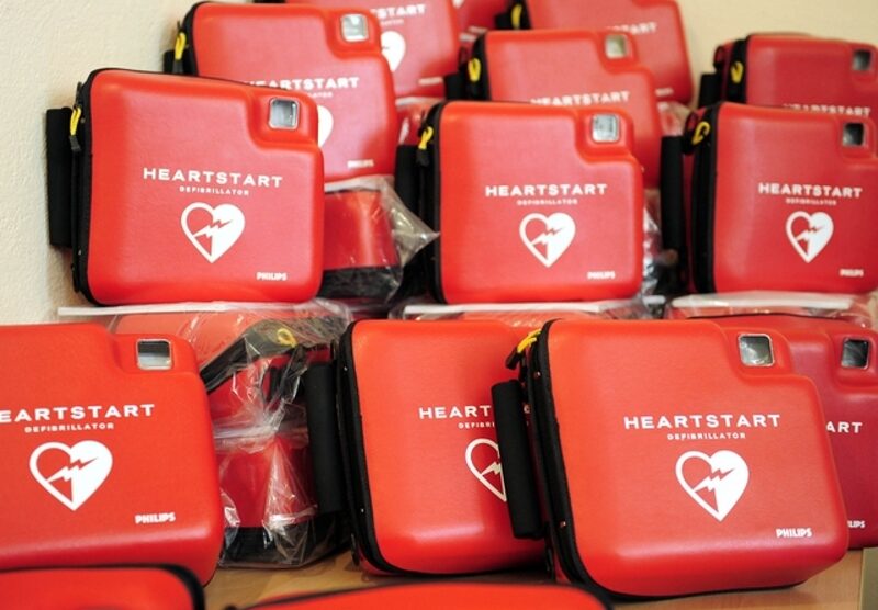 Monza - In arrivo i defibrillatori da collocare nei condomini