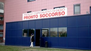 L’uomo è stato trasportato all’ospedale di Desio