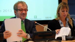 Il  presidente della Regione Lombardia Roberto Maroni e l'assessore Claudia Maria Terzi.