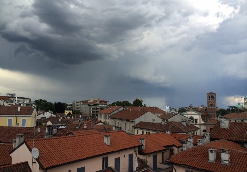 L’arrivo del maltempo a Monza mercoledì 9 luglio