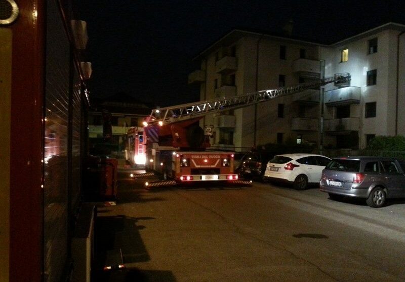 L’incendio nell’appartamento di via Marx a Desio