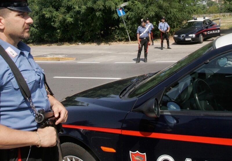 Un posto di controllo dei carabinieri di Monza