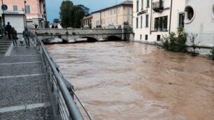 Il Lambro al ponte dei leoni a Monza alle 19 di martedì 29 luglio 2014