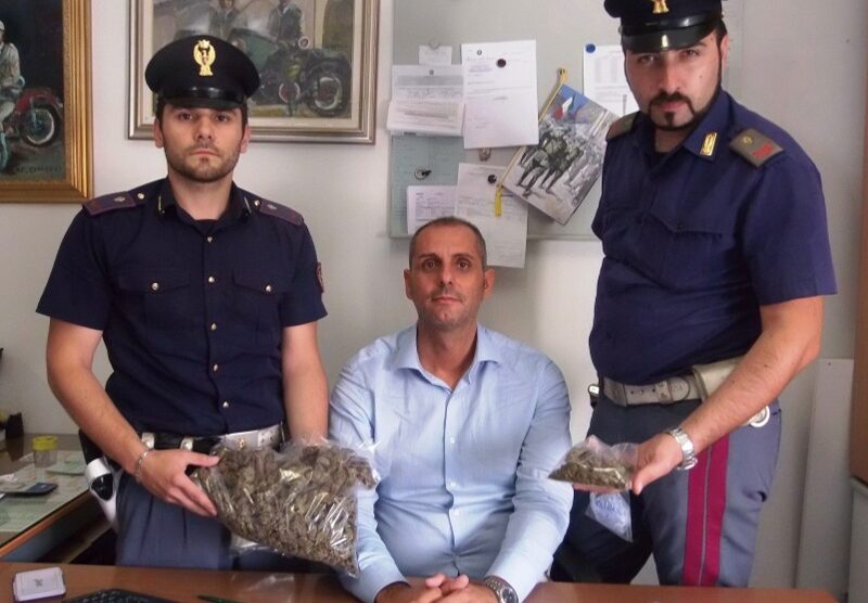 La droga sequestrata dagli agenti della Polizia stradale  di Seregno.