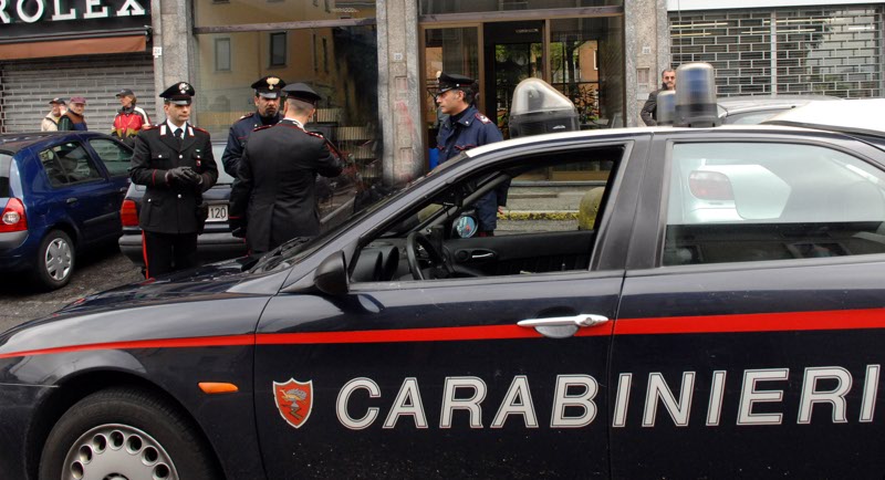 Sul posto i carabinieri di Seregno