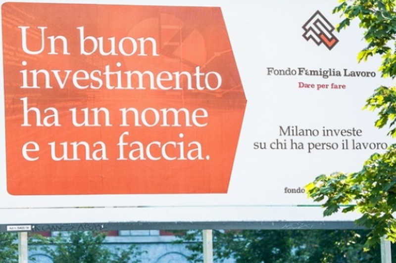 Il poster della Diocesi per rilanciare il Fondo Famiglia Lavoro.