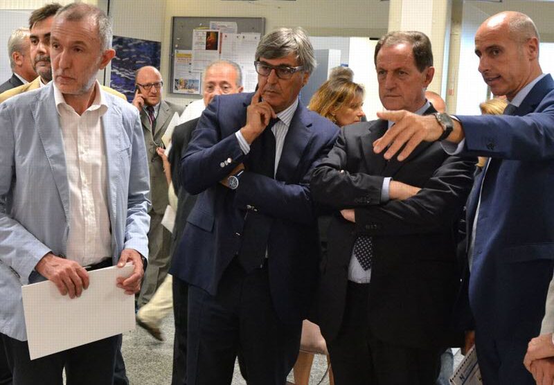 Vimercate: visita dell’assessore regionale Mario Mantovani con sigla degli  accordi di cessione di via Cereda