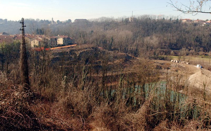 Carate Brianza - Veduta della cava La Cassinetta