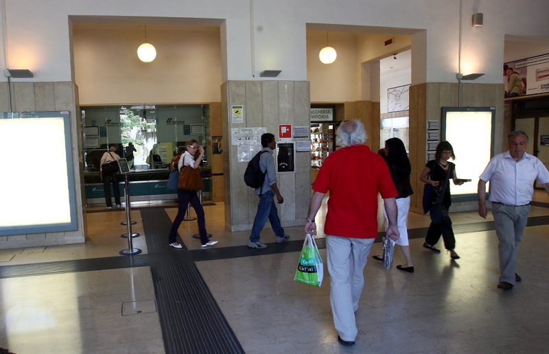 La biglietteria della stazione di Monza