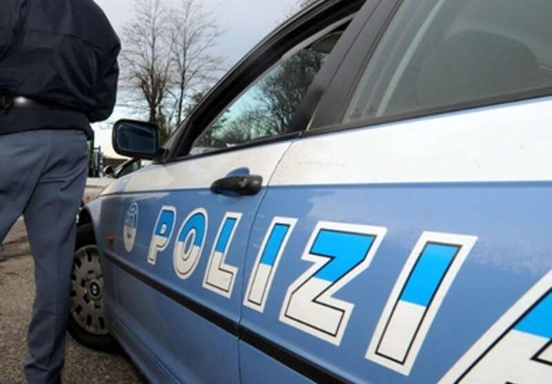 La ragazzina scomparsa da casa è stata notata dagli agenti della Polstrada di San Donato.