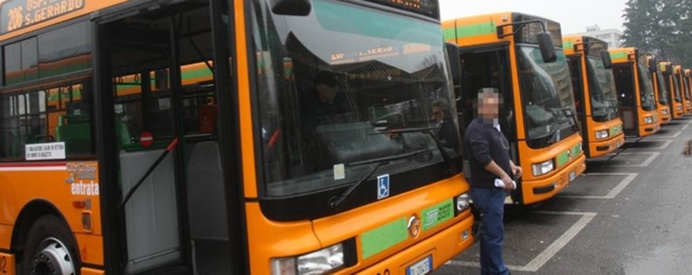 Bus nel Vimercatese, viaggi nell’incubo: autisti aggrediti dai baby bulli