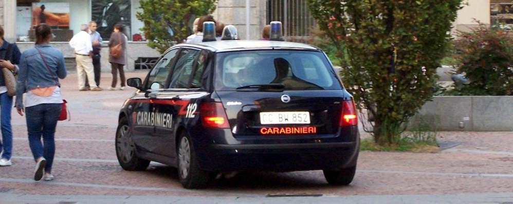 Seregno - L'auto con il marocchino fermato in piazza Concordia