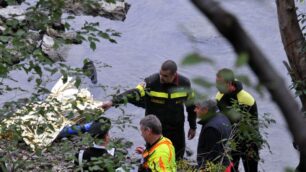 Sul posto carabinieri e vigili del fuoco