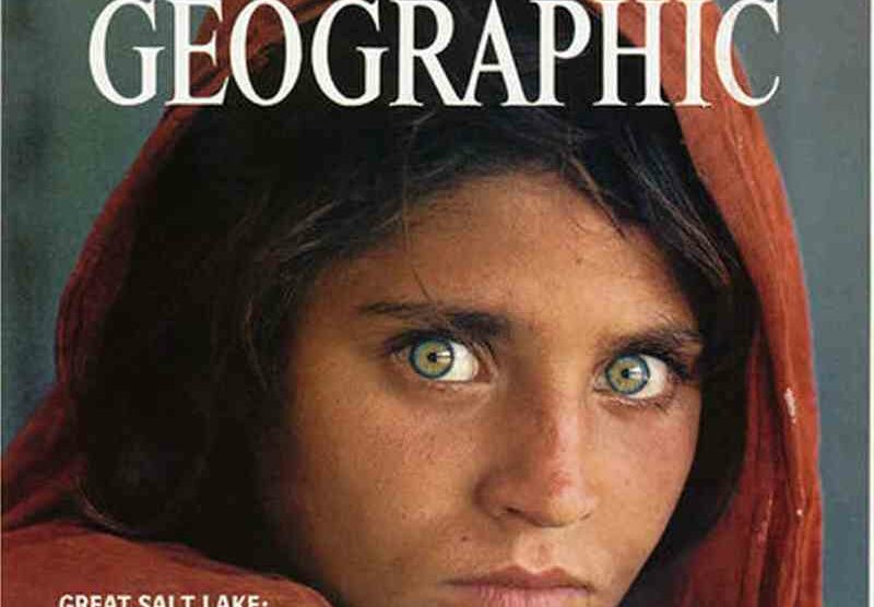 La celebre copertina di National geographic con la foto di Steve McCurry