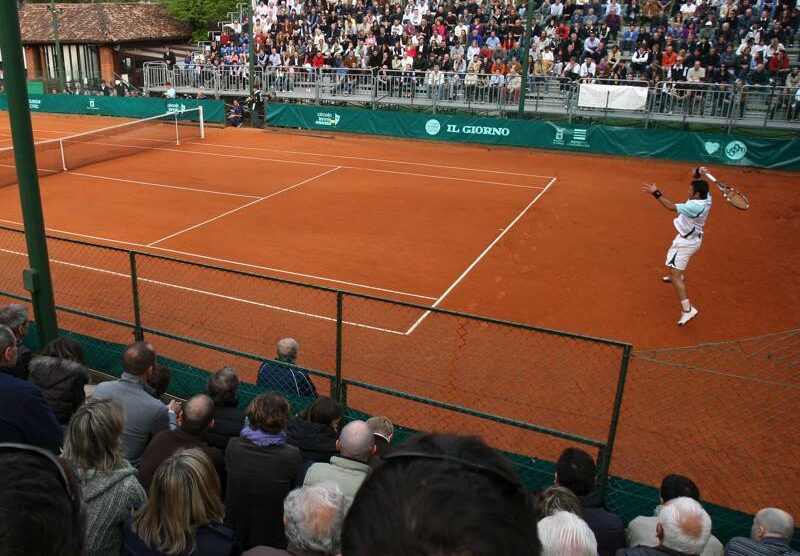Colpo d'occhio sul centrale del Circolo Tennis Monza di via Boccaccio (Radaelli)