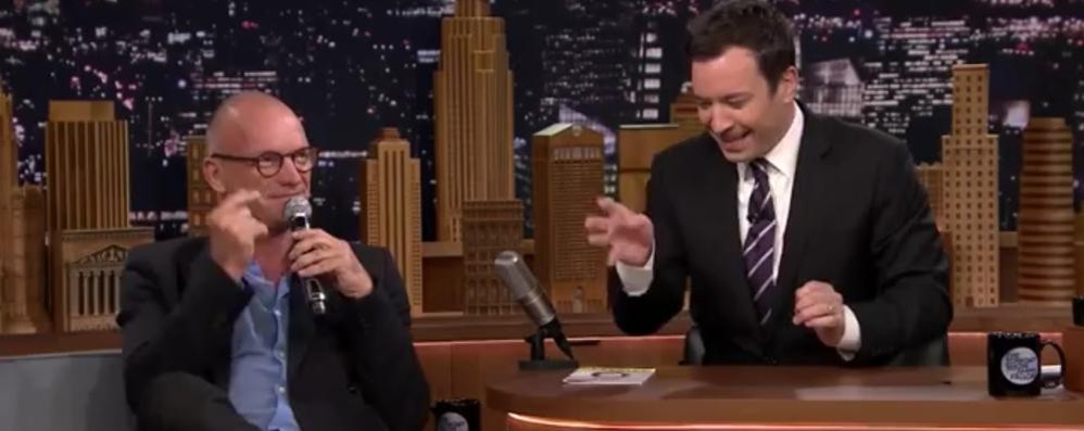 Show da Jimmy Fallon: se il cellulare risponde con la voce di Sting