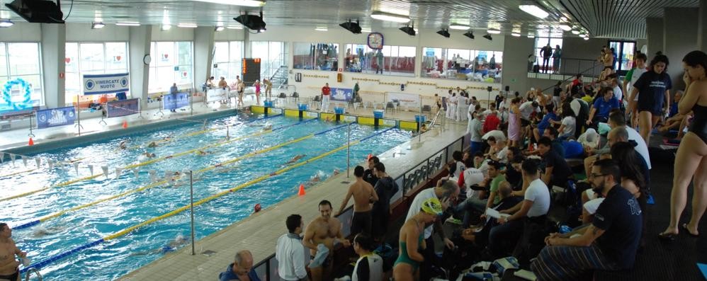 Vimercate: piscina comunale chiusa