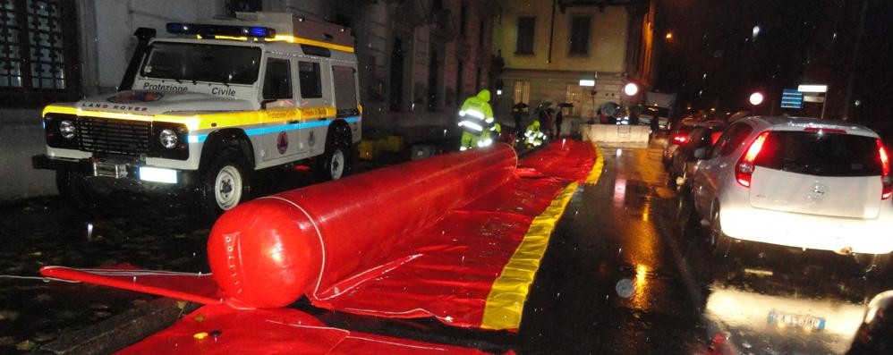 Bomba d’acqua sulla Brianza:   il giorno della paura per la piena del Lambro