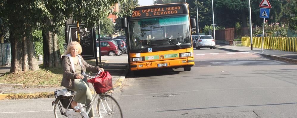 Monza: poche ciclabili? Dateci le corsie degli autobus
