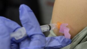 Vaccini sospetti, l’Asl di Monza conferma: in Brianza non ci sono